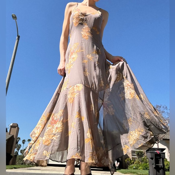 Dress Forum Dresses & Skirts - Floral Maxi Dress